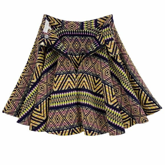 Full Circle Skirt in Bold Colors and Geometric Print - Picture 7 of 14